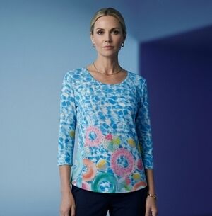 Sun Bay Nwot Blue and Pink Graphic 3/4 Sleeve Tunic Size Large